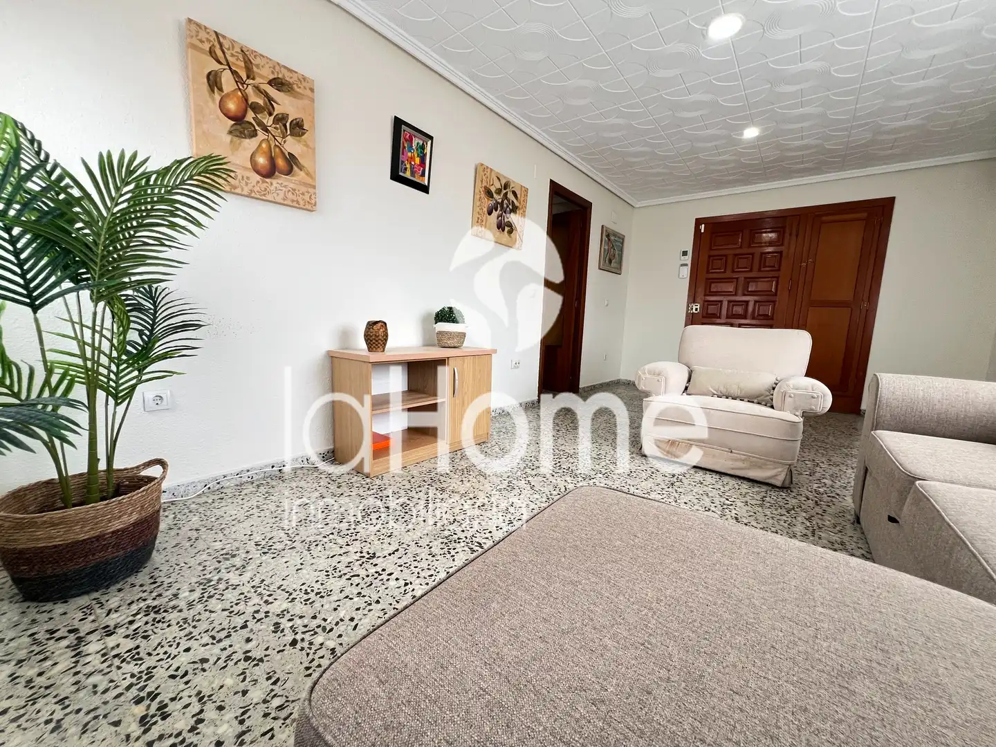 Vista exterior de Casa o xalet en venda en Paterna amb Aire condicionat, Jardí privat i Terrassa