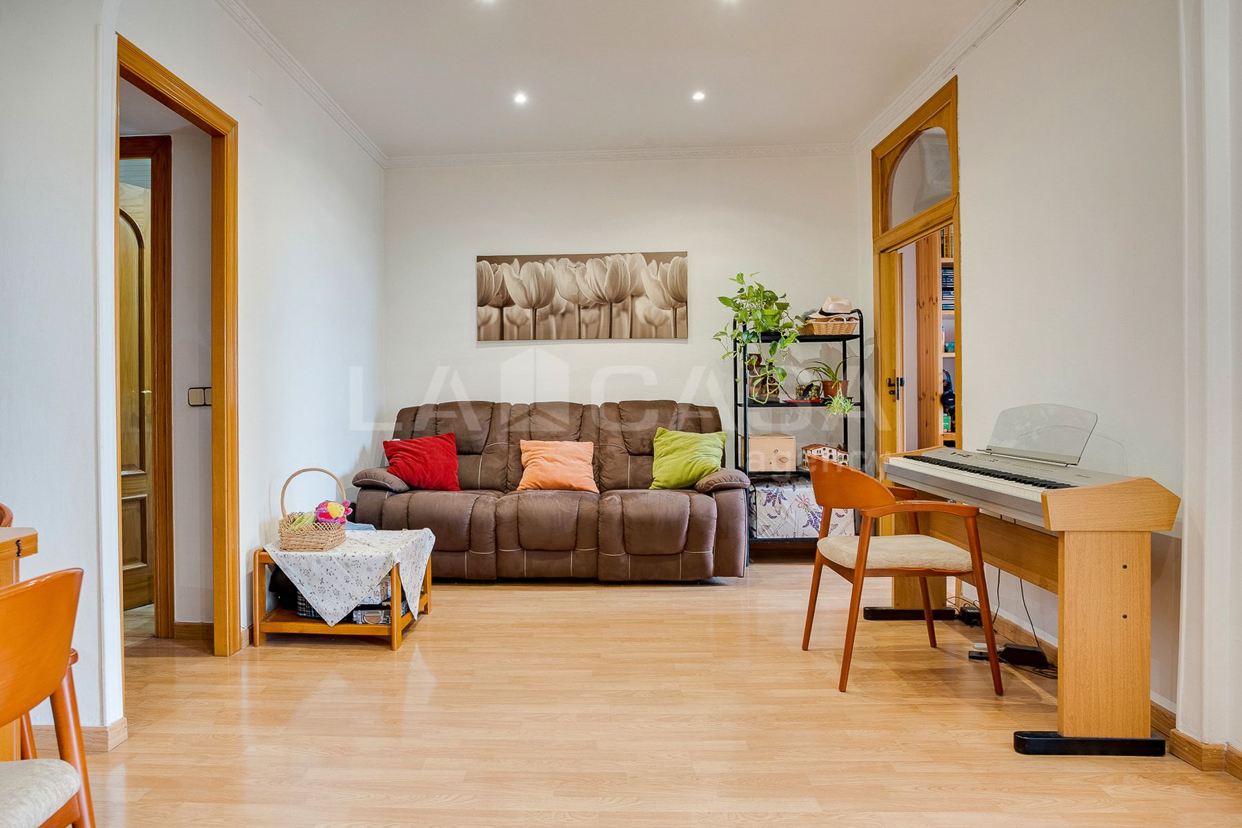 Living room of Flat for sale in L'Hospitalet de Llobregat  with Balcony