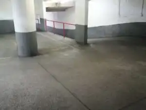 Einzelparkplatz mit Aufzug zur Miete in Carrer de Calvet 30, imagen 2