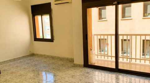 Foto 2 de Apartament en venda a Els Molins, Mataró