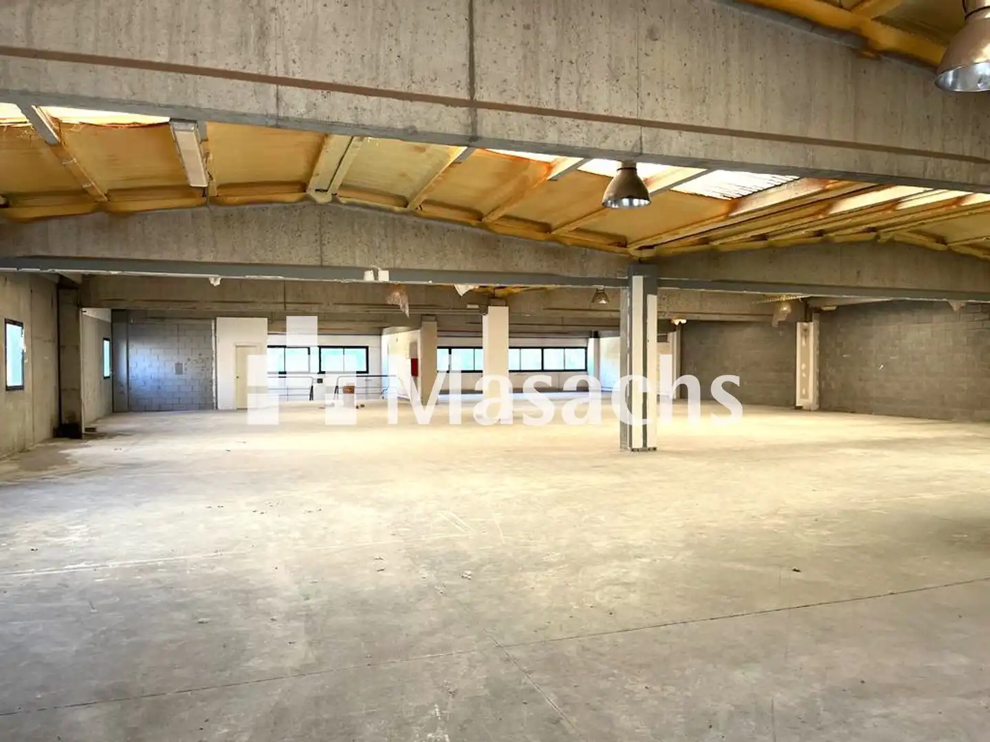 Nave industrielle à louer à Zona Nord