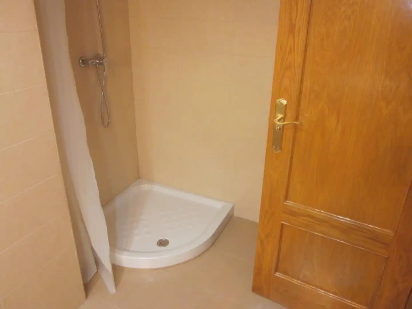 Bathroom of Flat for sale in Murcia  with Air Conditioner, Heating and Storage room