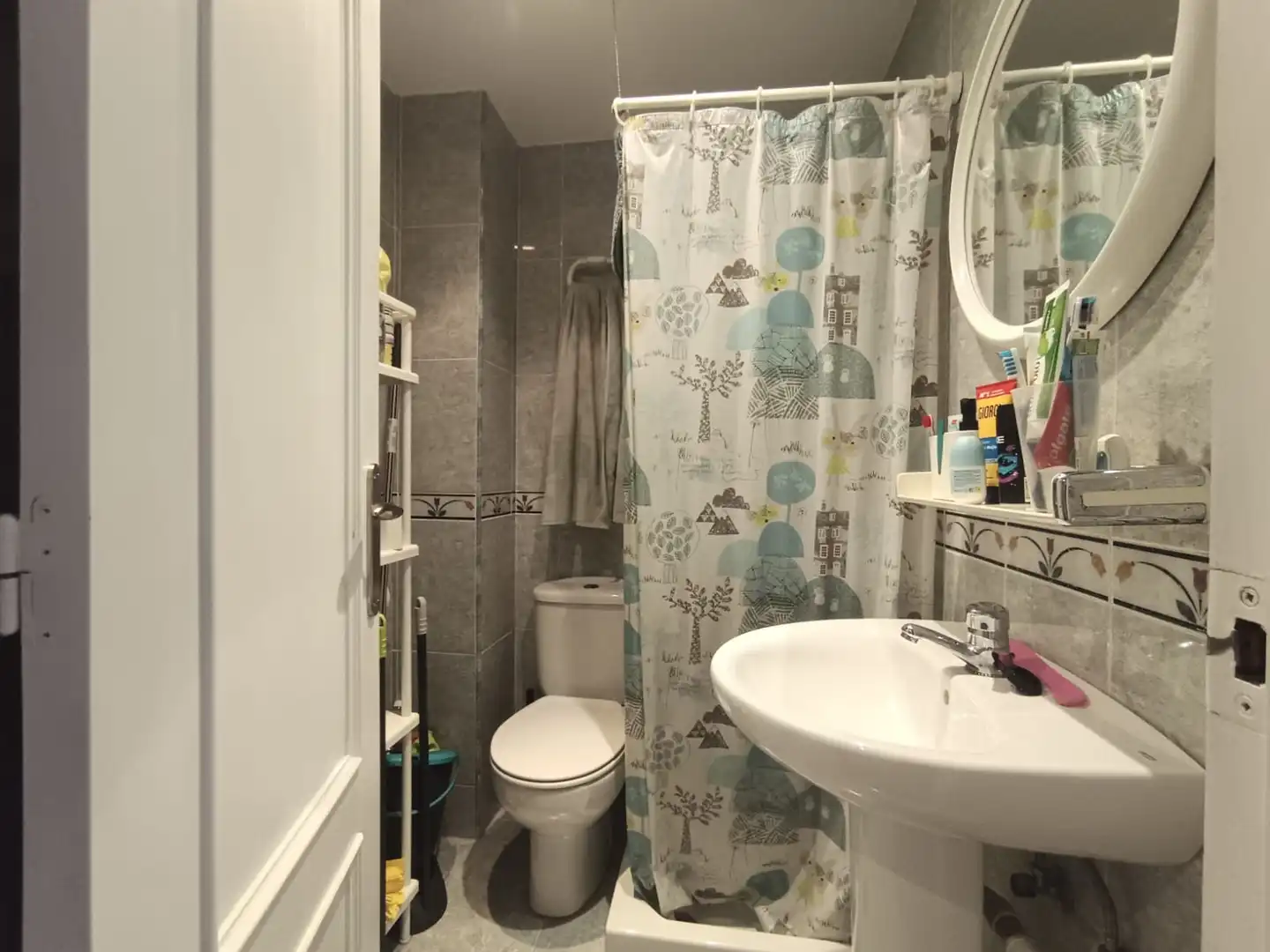 Bathroom of Flat for sale in Polop  with Storage room and Furnished