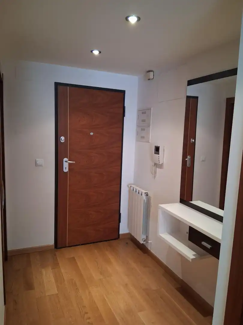 Apartamento en venta en Albacete con Calefacción, Trastero y Balcón