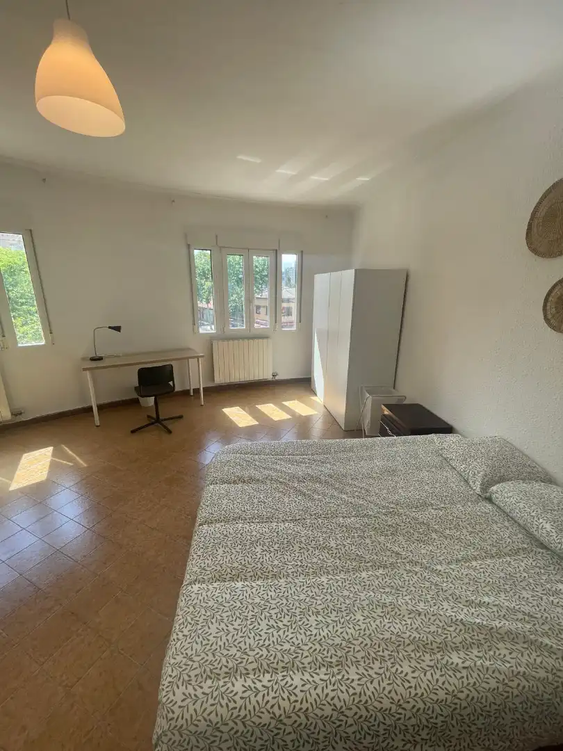 Habitación de Piso en venta en Zaragoza con Aire acondicionado, Calefacción y Trastero