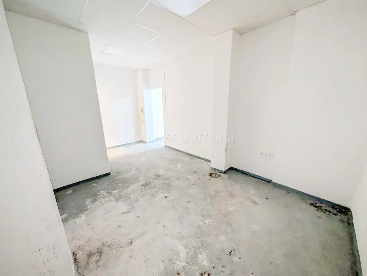 Local comercial de lloguer a Piscinas, imagen 4