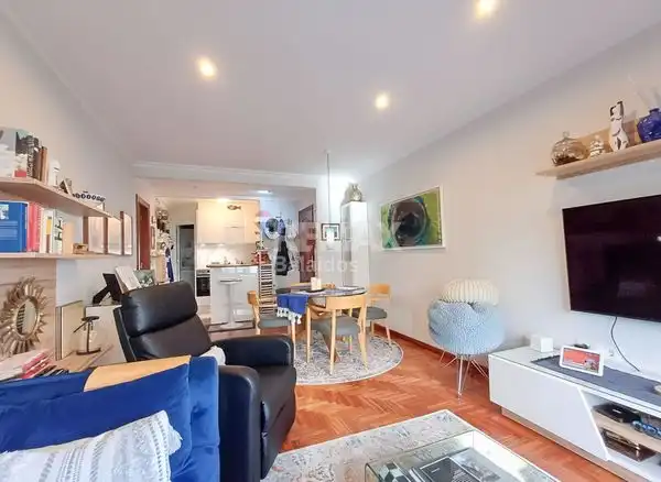 Sala de estar de Piso en venta en Vigo  con Calefacción, Terraza y Trastero