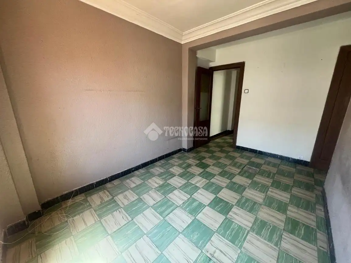 Bedroom of Flat for sale in Zaragoza  with Balcony
