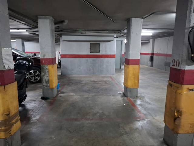 Garaje en Venta en Calle Hellín, 55 en Hospital