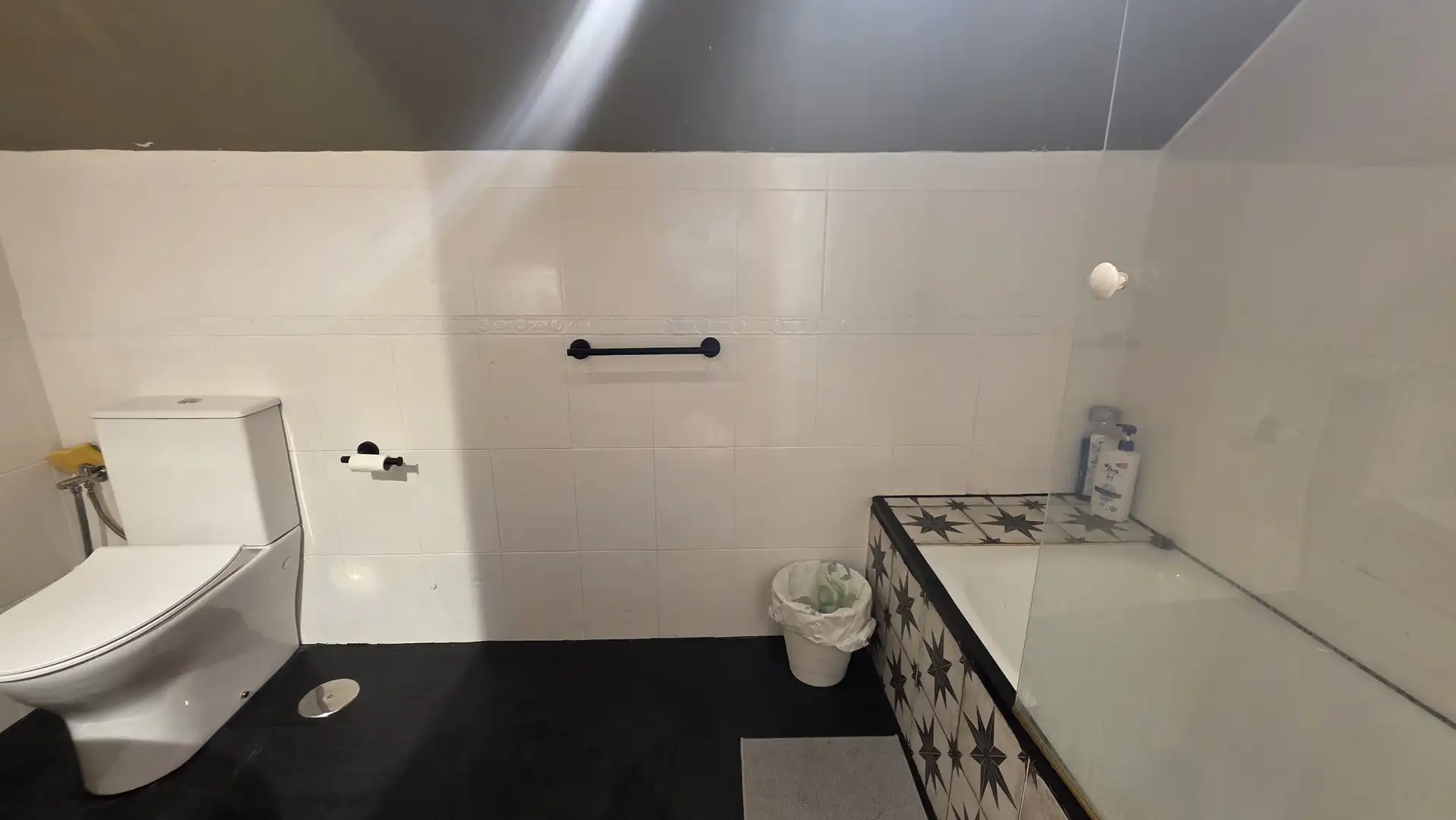 Baño de Dúplex en venta en Ajalvir con Piscina y Piscina comunitaria