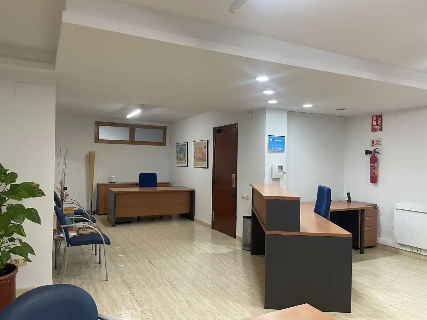 Büro zum Verkauf in Ontinyent mit Klimaanlage