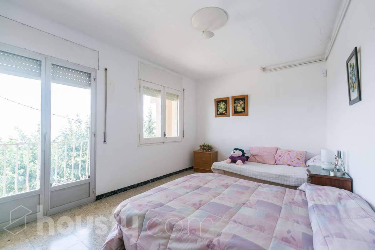 Dormitori de Casa o xalet en venda en Argençola amb Calefacció, Jardí privat i Terrassa