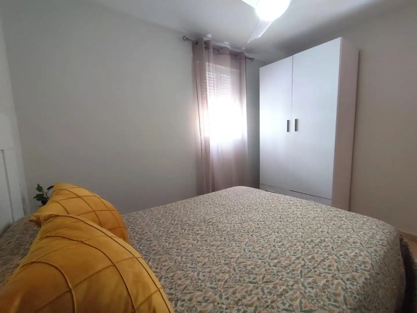 Flat for rent in Los Pinos - El Pilar