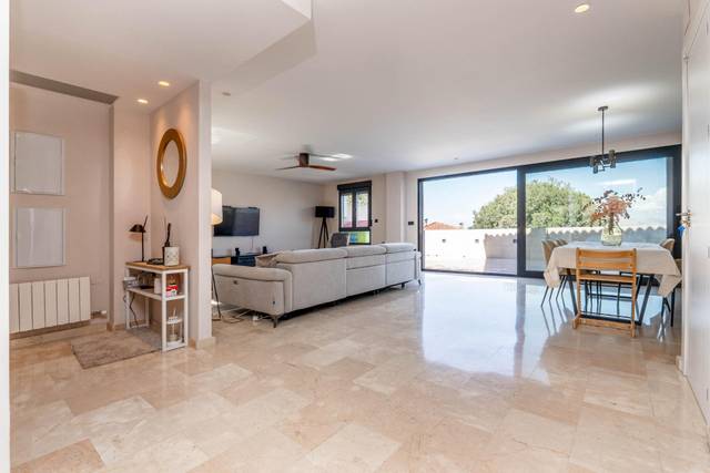 Casa adosada en Venta en Calle TABLAS en Cájar