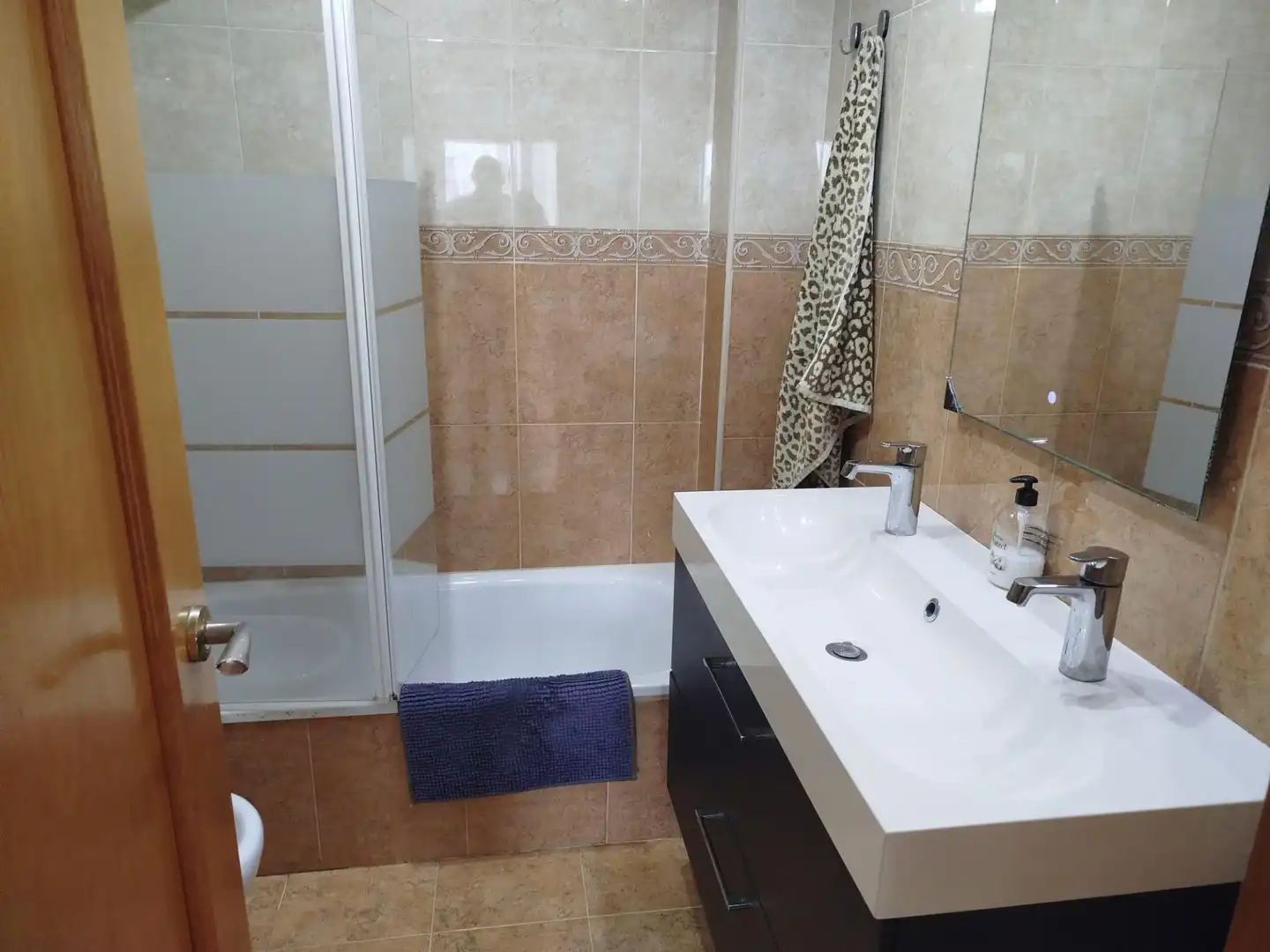 Bathroom of Flat for sale in Rincón de la Victoria  with Air Conditioner, Heating and Private garden