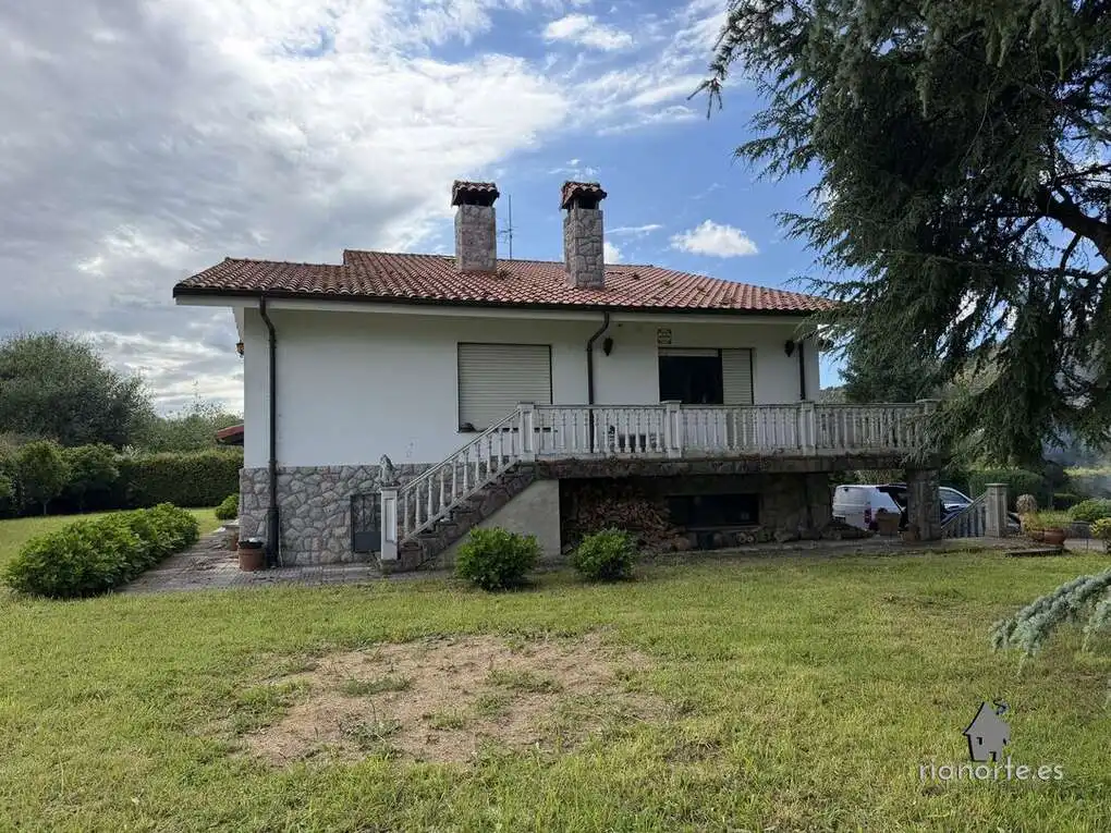Vista exterior de Casa o chalet en venta en Colunga con Calefacción y Jardín privado