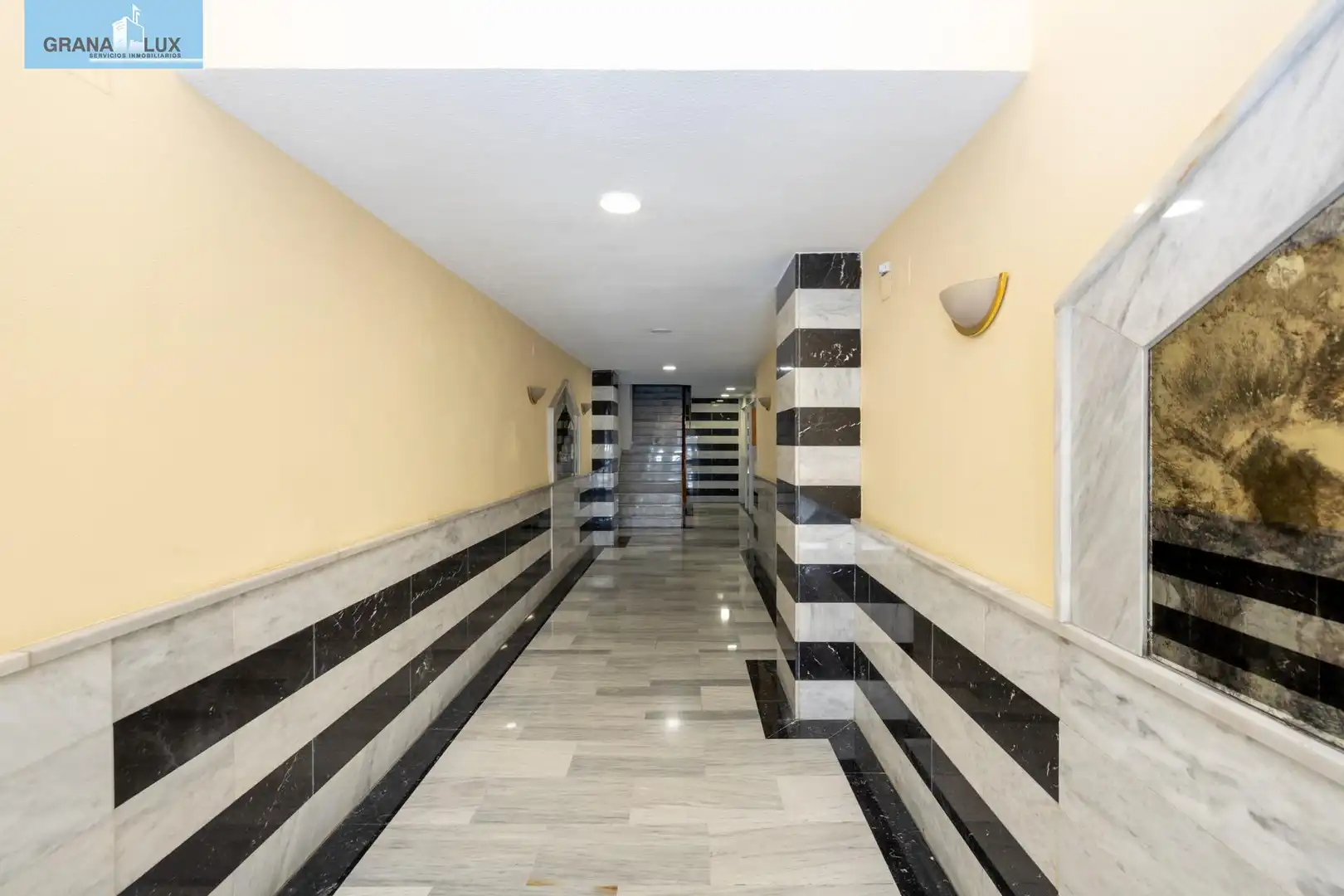 Piso en venta en Granada con Calefacción