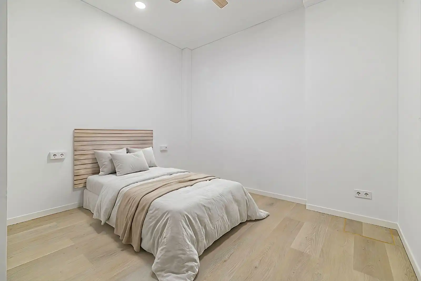 Dormitori de Estudi en venda en Viladecans amb Parquet, Moblat i Forn