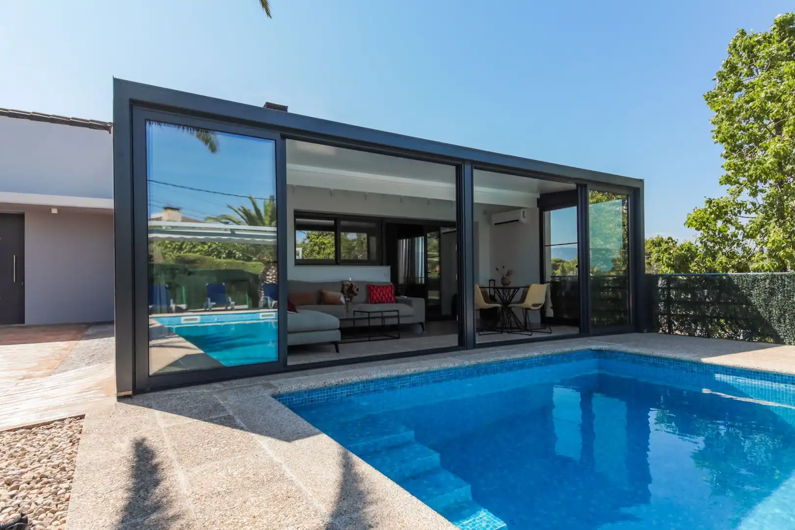 Casa con piscina en venta en Urbanitzacions, imagen 3
