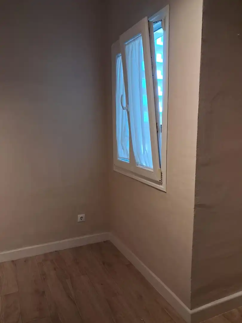 Habitación de Piso de alquiler en Cádiz con Aire acondicionado y Balcón