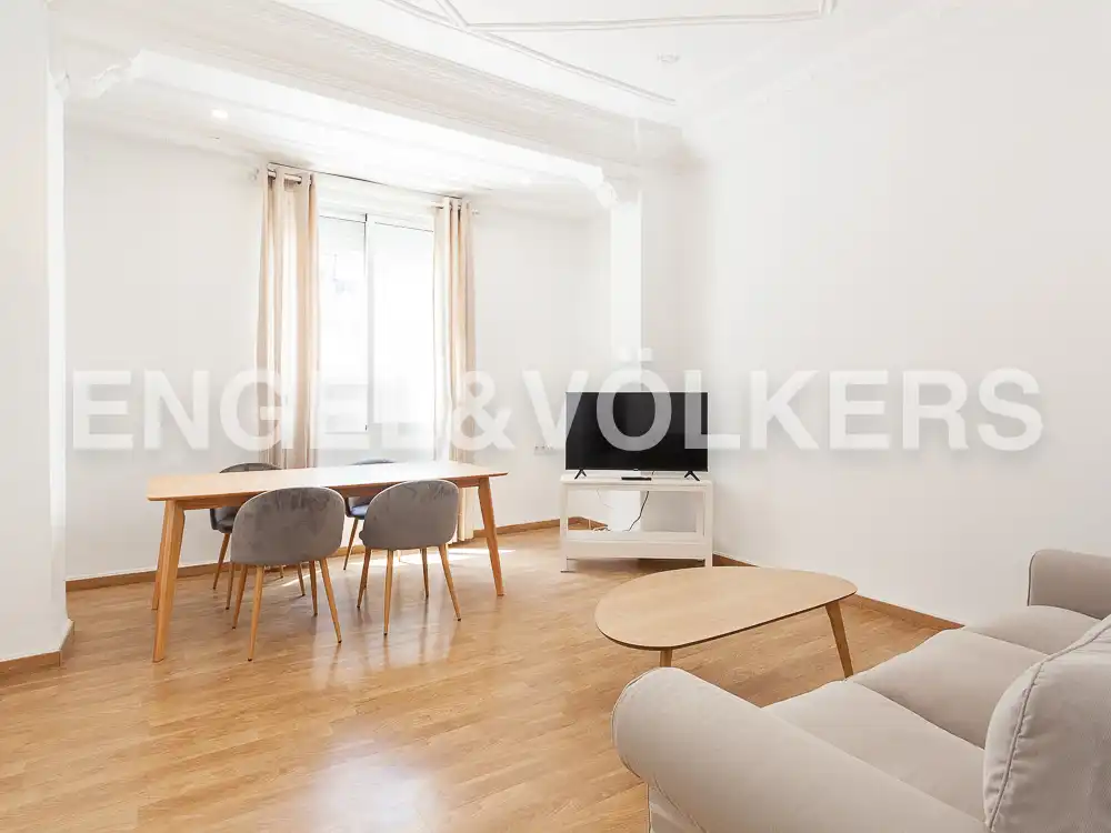 Exterior view of Flat for rent in Valencia  with Heating, Parquet flooring and Terrace