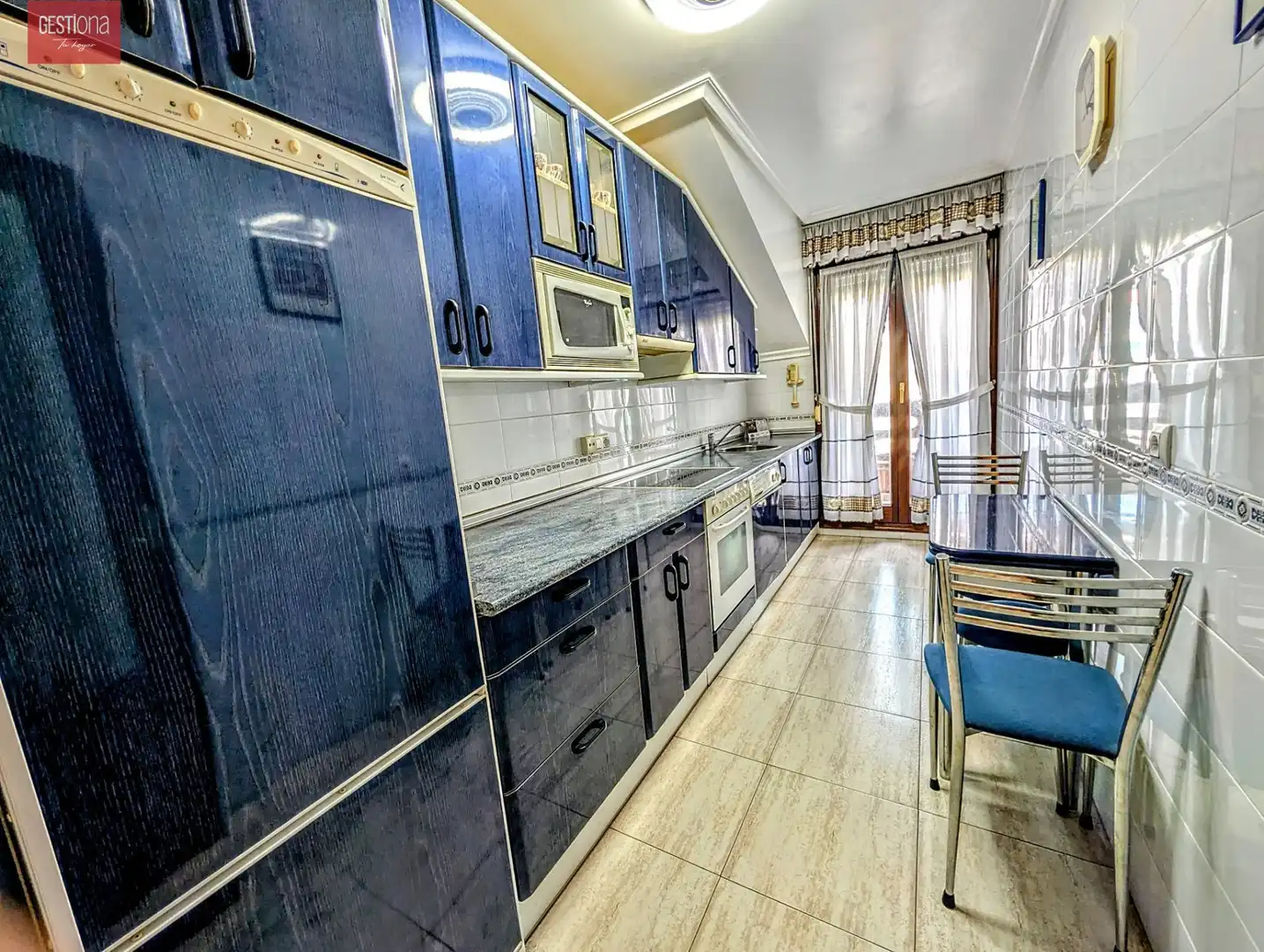 Cocina de Ático en venta en Noja con Calefacción, Balcón y Piscina comunitaria