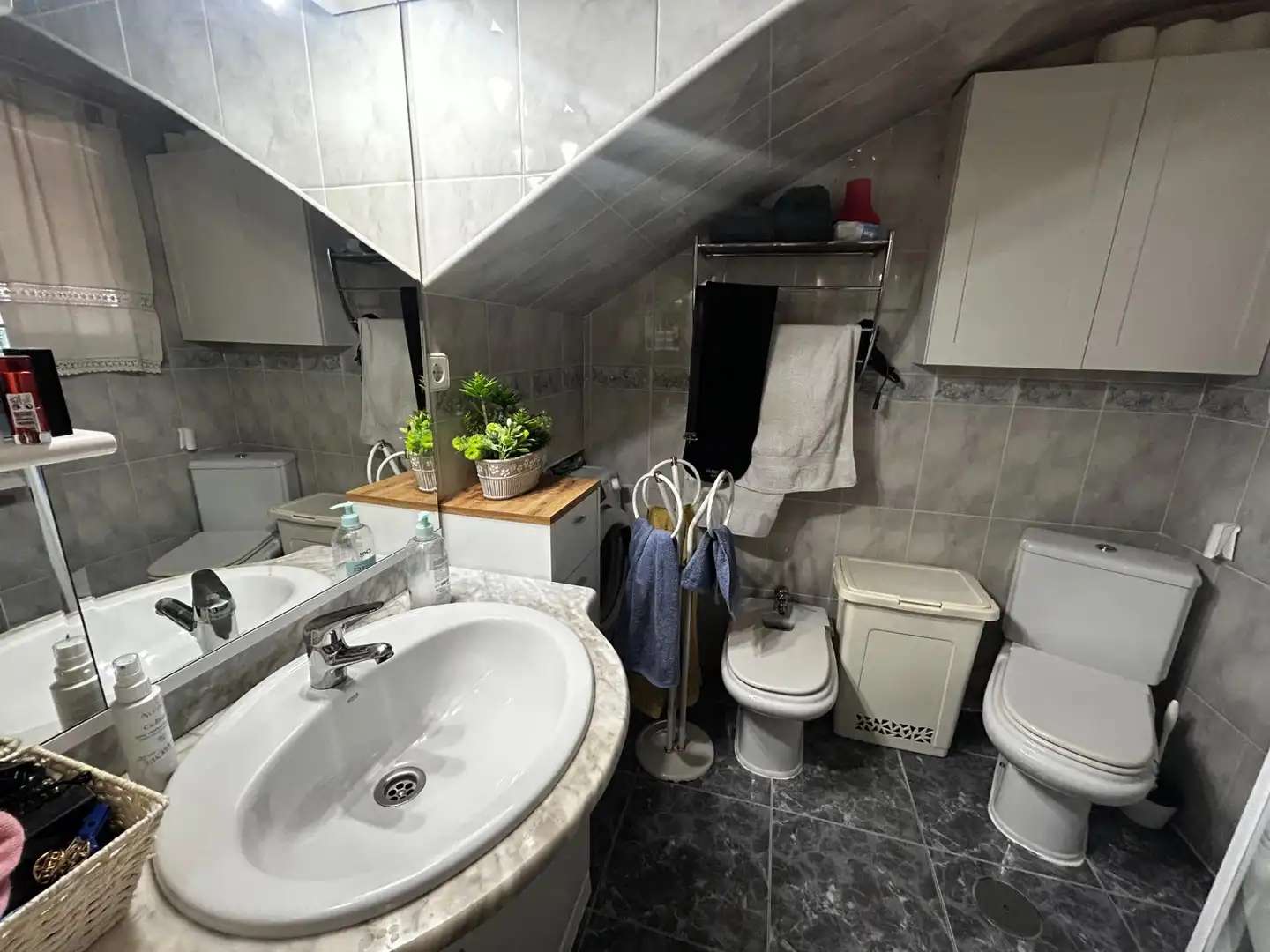 Baño de Dúplex en venta en San Juan de Aznalfarache