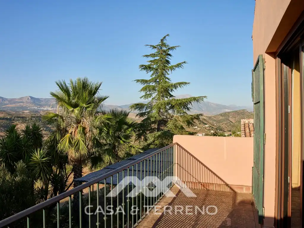 Vista exterior de Casa o chalet en venta en Comares con Aire acondicionado, Terraza y Piscina