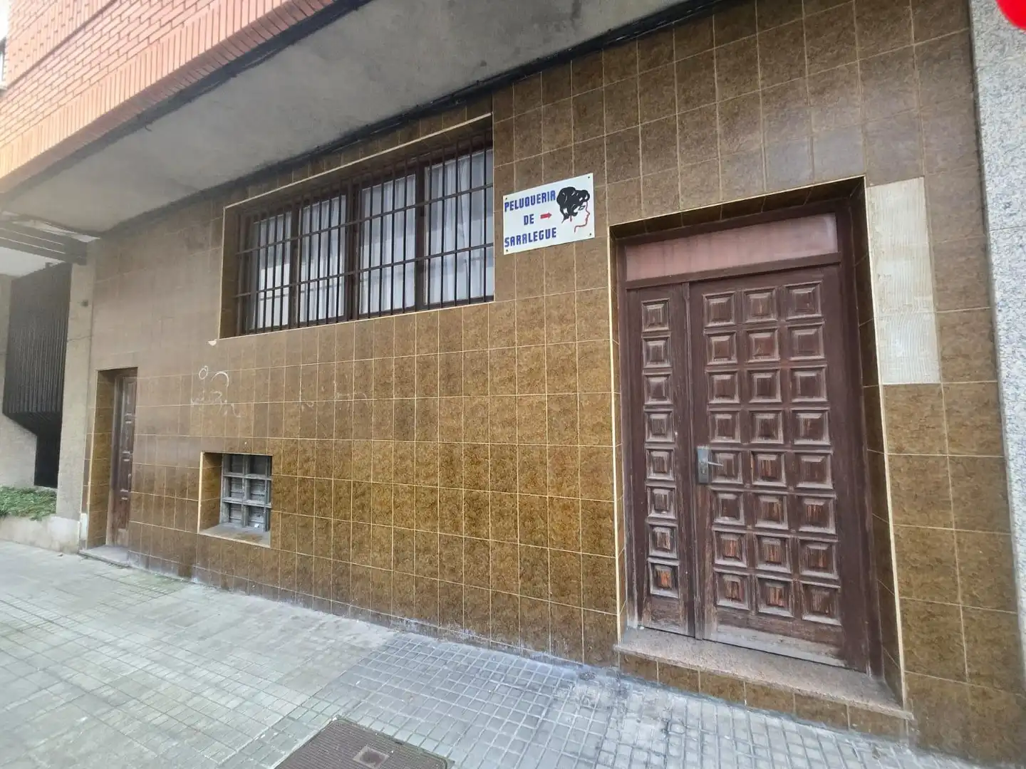 Vista exterior de Local en venta en Ferrol