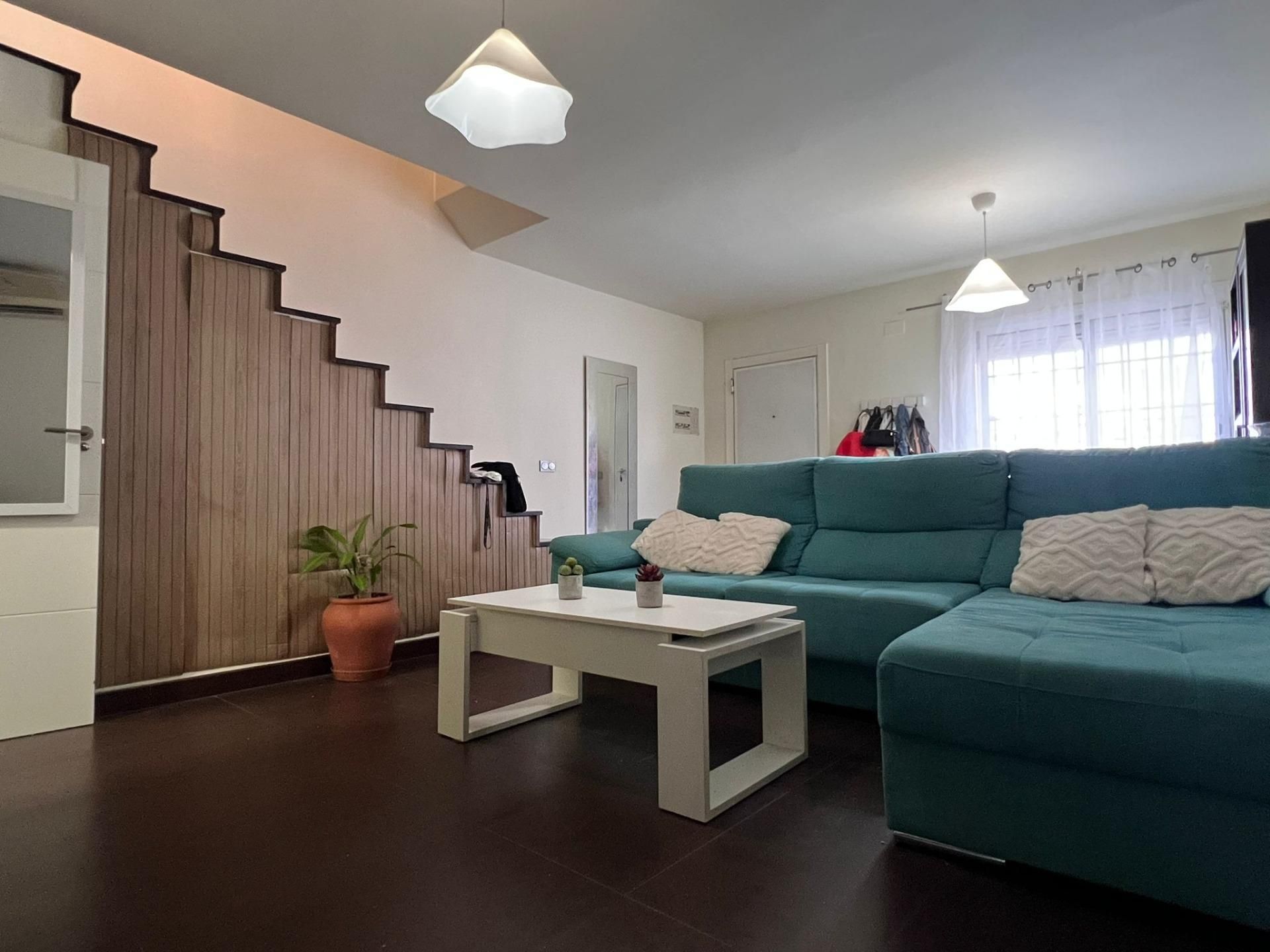 Living room of Single-family semi-detached for sale in Los Barrios