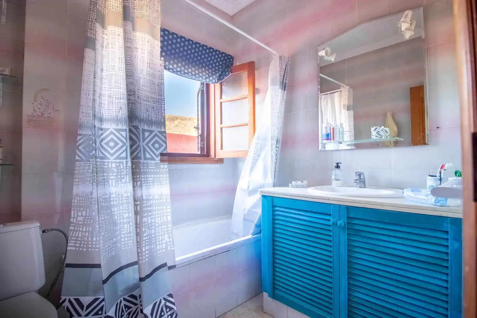 Bathroom of Houses for sale in San Miguel de Abona