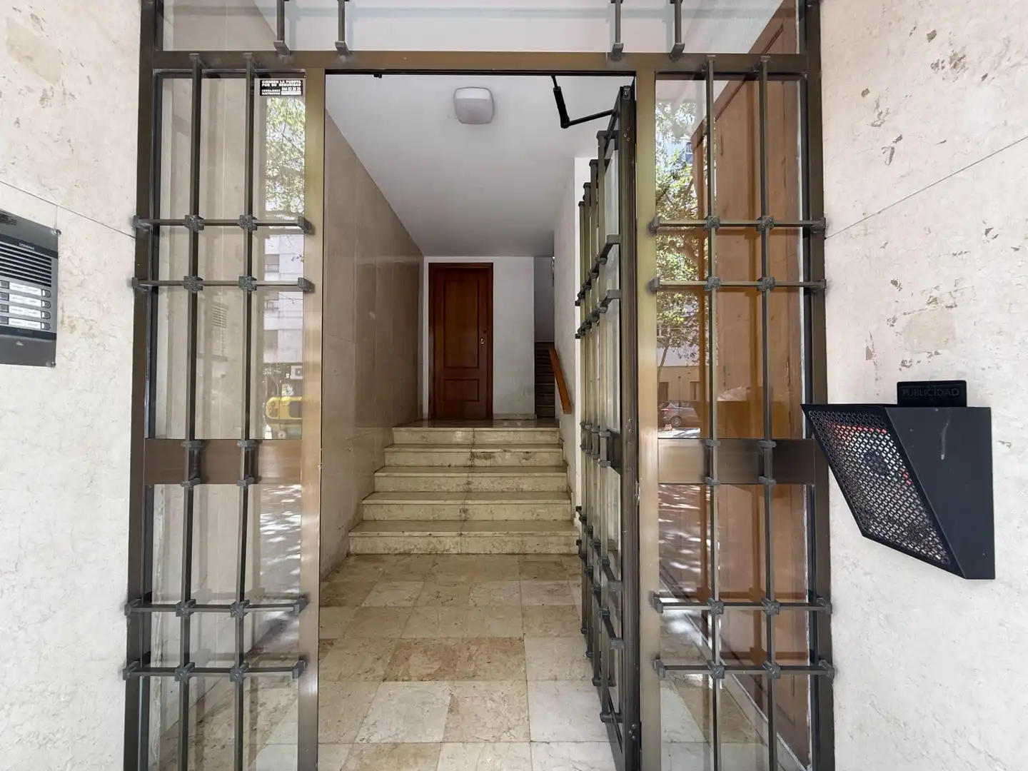 Wohnung zum Verkauf in Valencia mit Klimaanlage und Balkon