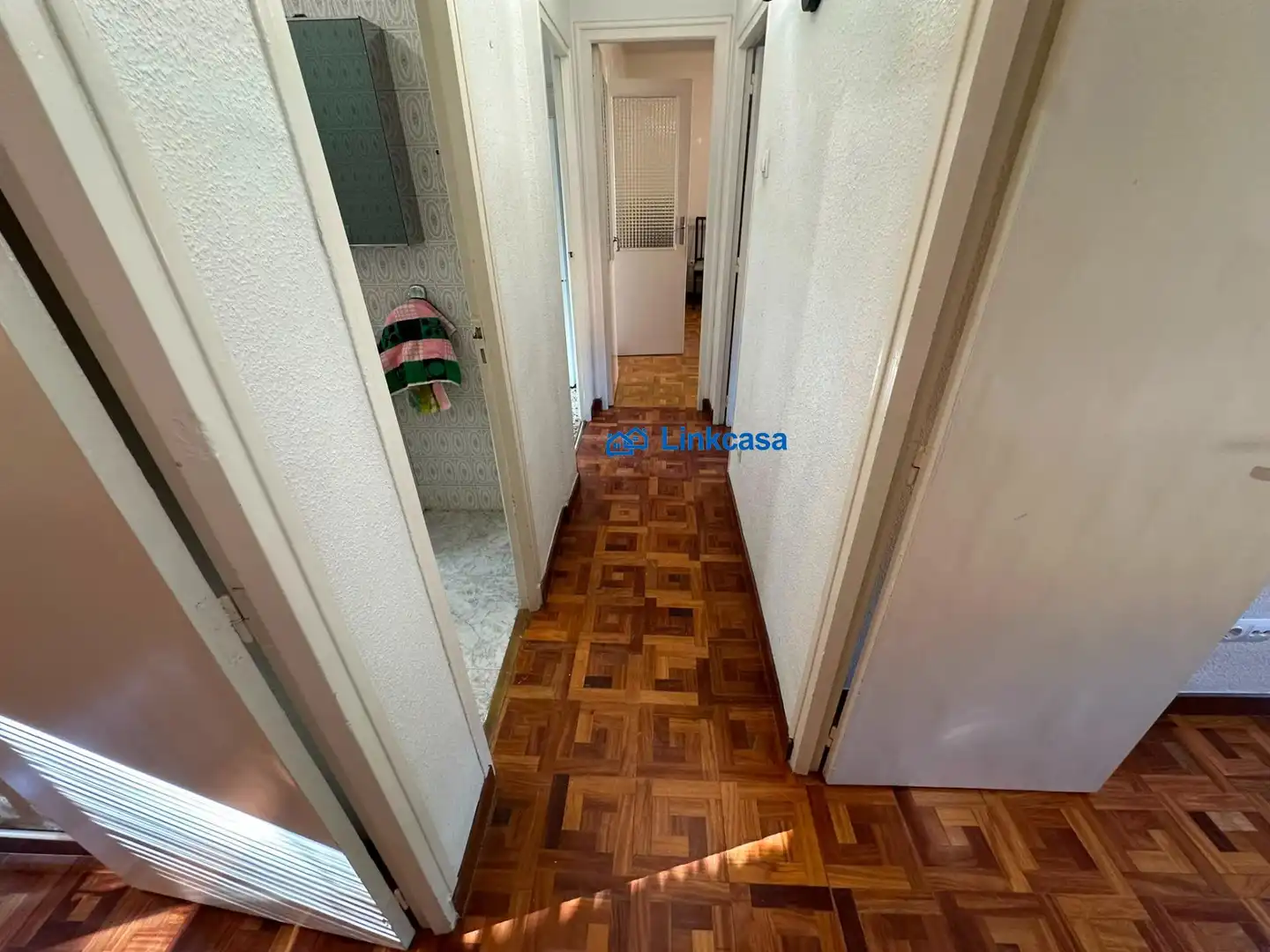 Piso en venta en Madrid con Calefacción, Parquet y Terraza