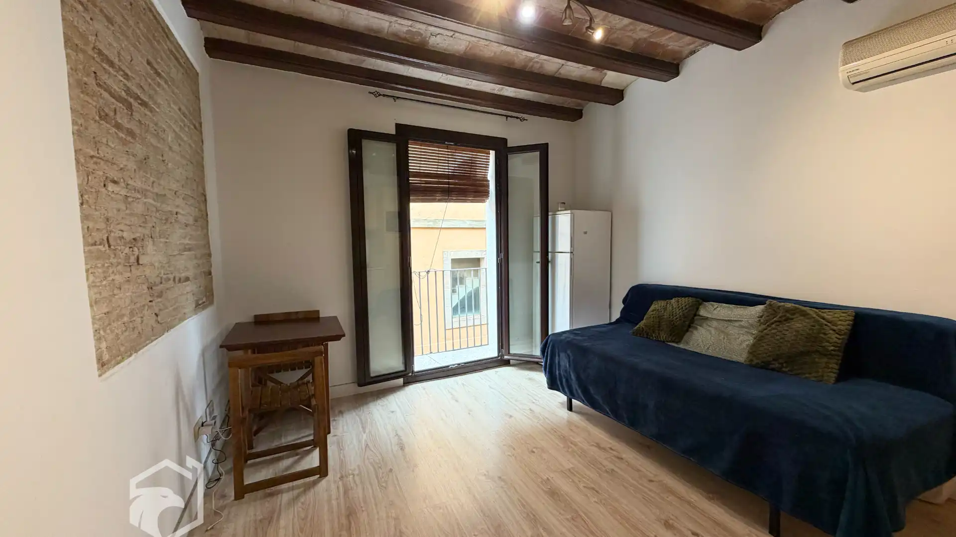 Sala de estar de Piso en venta en Vilanova i la Geltrú con Amueblado y Balcón