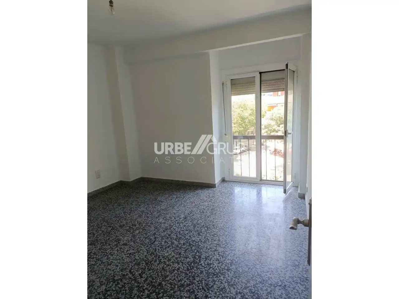 Piso con terraza en venta en Calle Alguersuari i Pascual, imagen 16