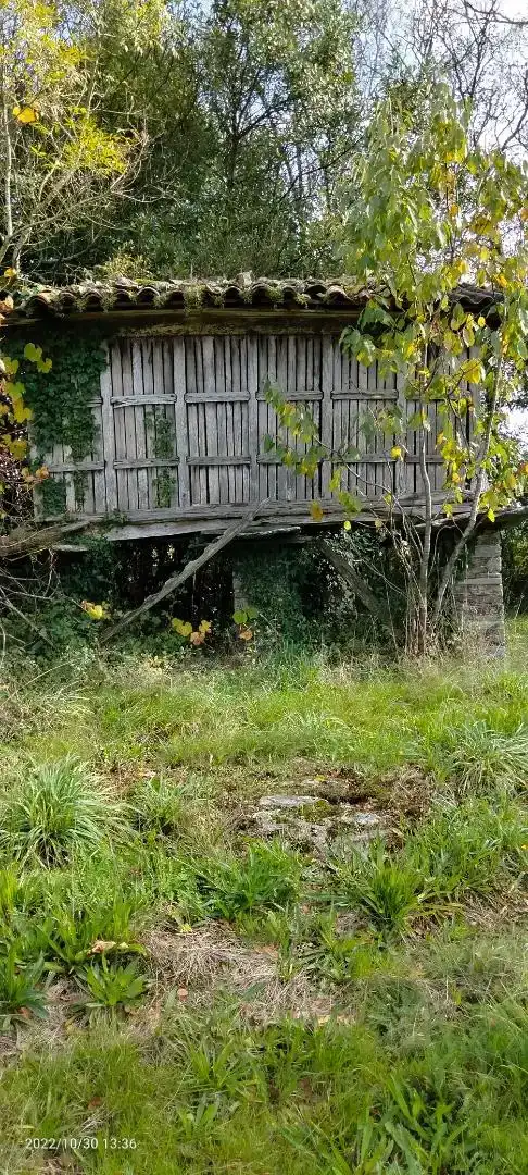 Casa adosada en venda en Santiso amb Moblat