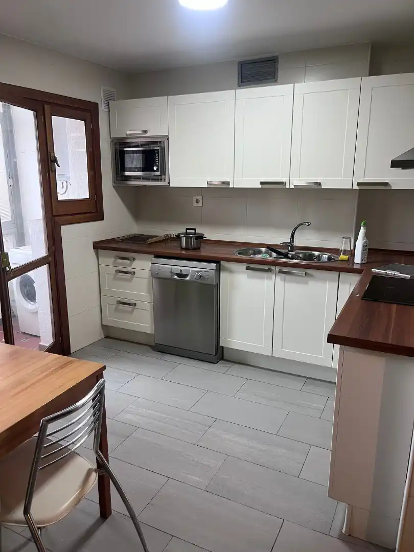 Flat with terrace for sale in Beiro, imagen 12
