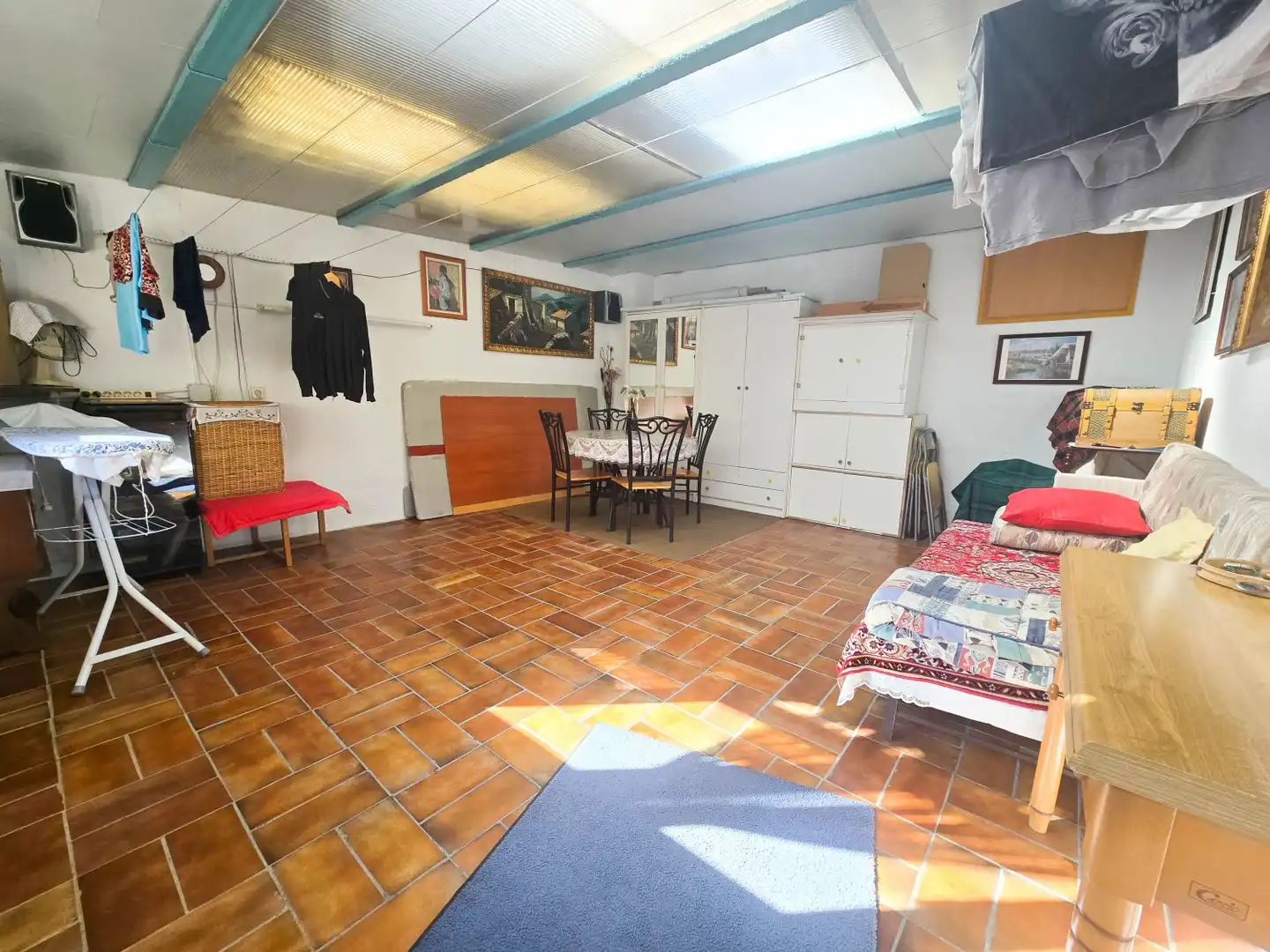 Casa adosada en venta en Ripollet con Calefacción, Trastero y Horno