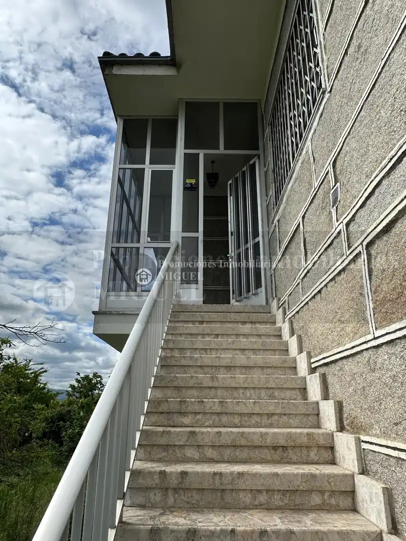 Chalet con jardín en venta en Verín, imagen 24