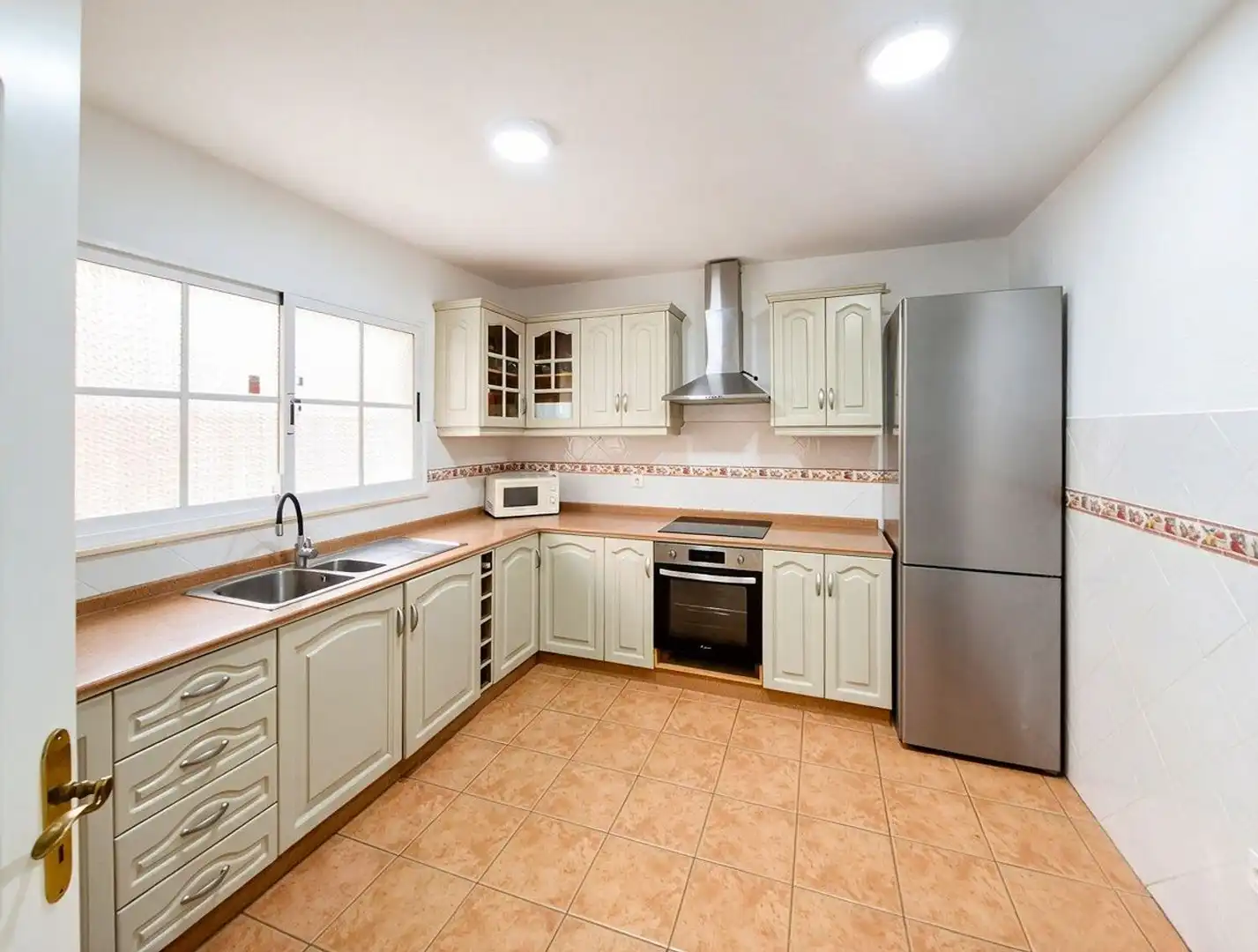 Kitchen of Houses for sale in Arucas  with Private garden, Terrace and Storage room