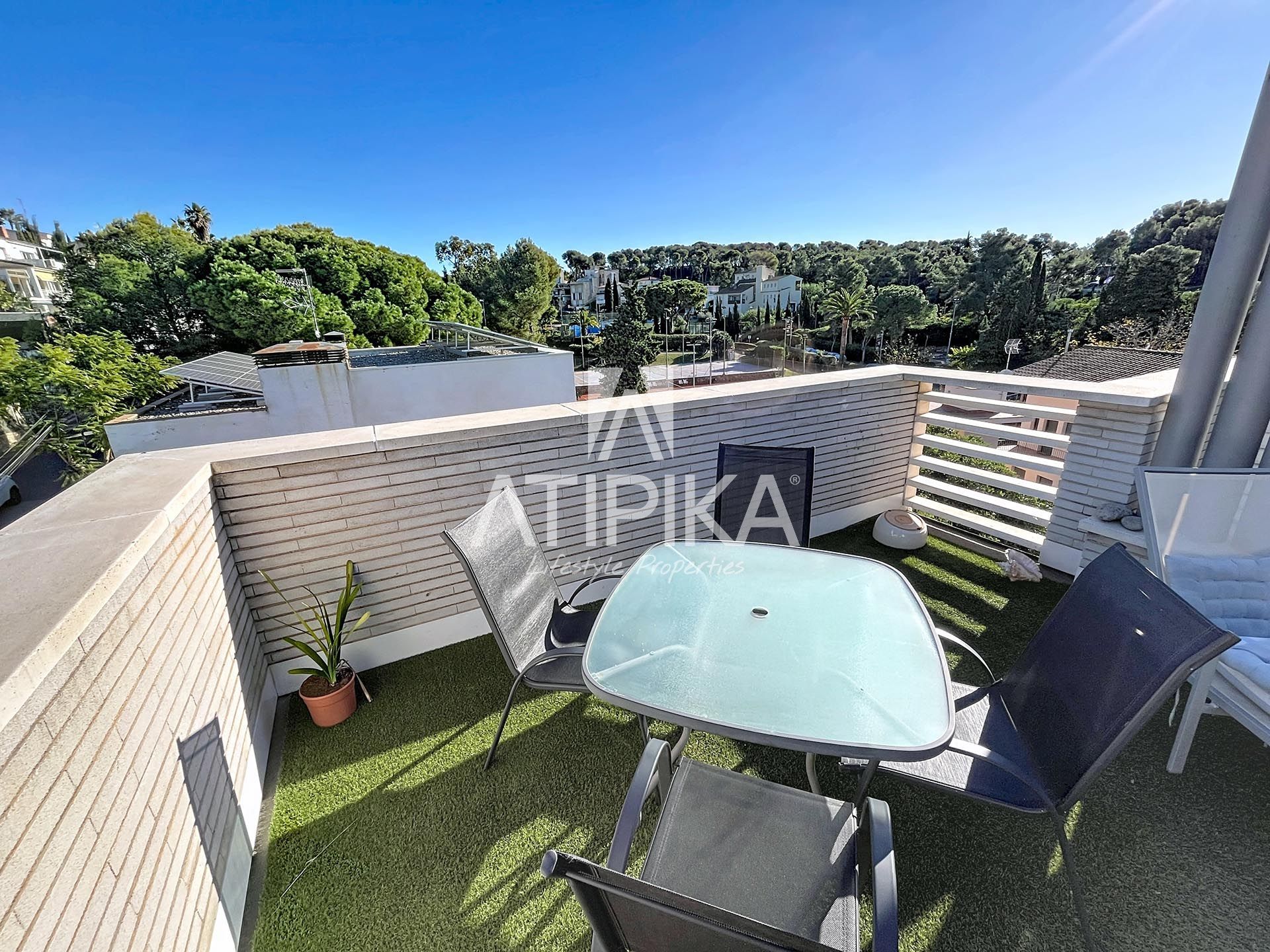 Terrassa de Àtic en venda en Sant Pere de Ribes amb Aire condicionat i Parquet