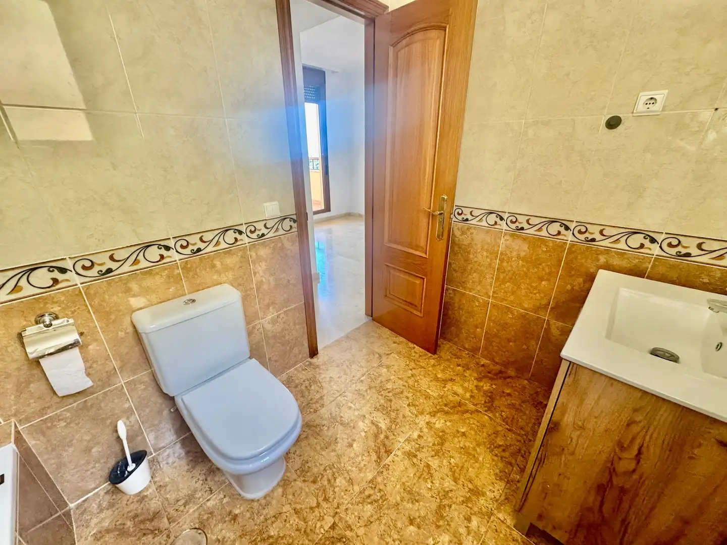 Bathroom of Apartments for rent in Benalmádena  with Air Conditioner, Furnished and Pets allowed