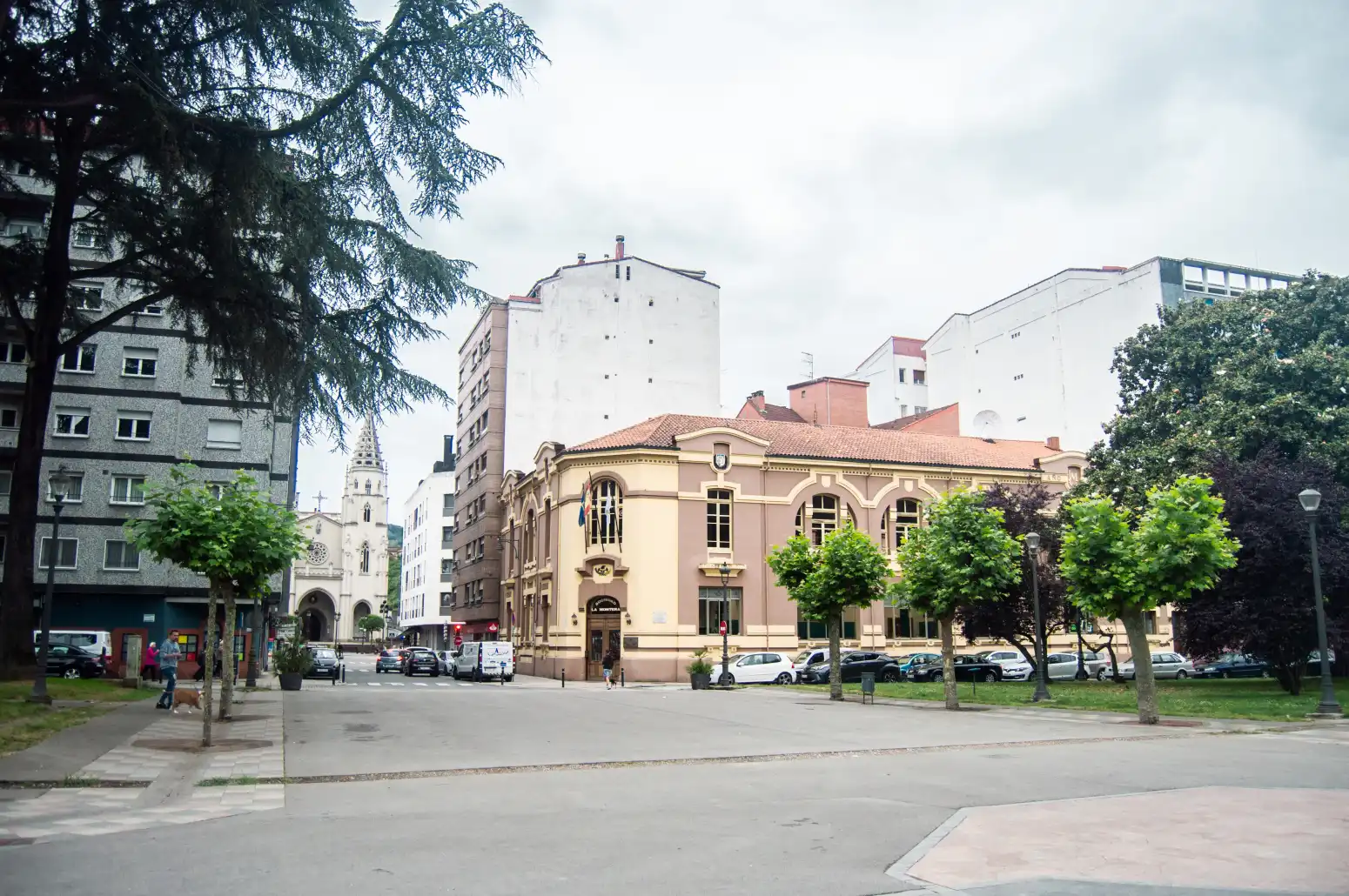Vista exterior de Piso en venta en Langreo con Calefacción, Terraza y Trastero