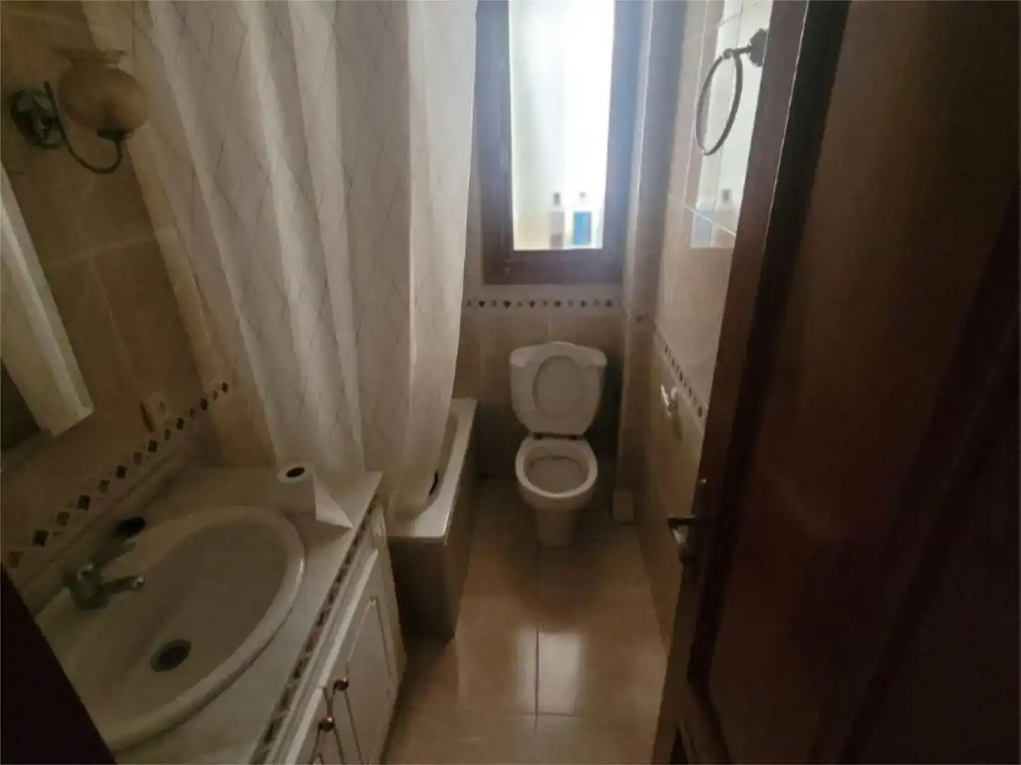 Badezimmer von Wohnung zur Miete in Badajoz Capital