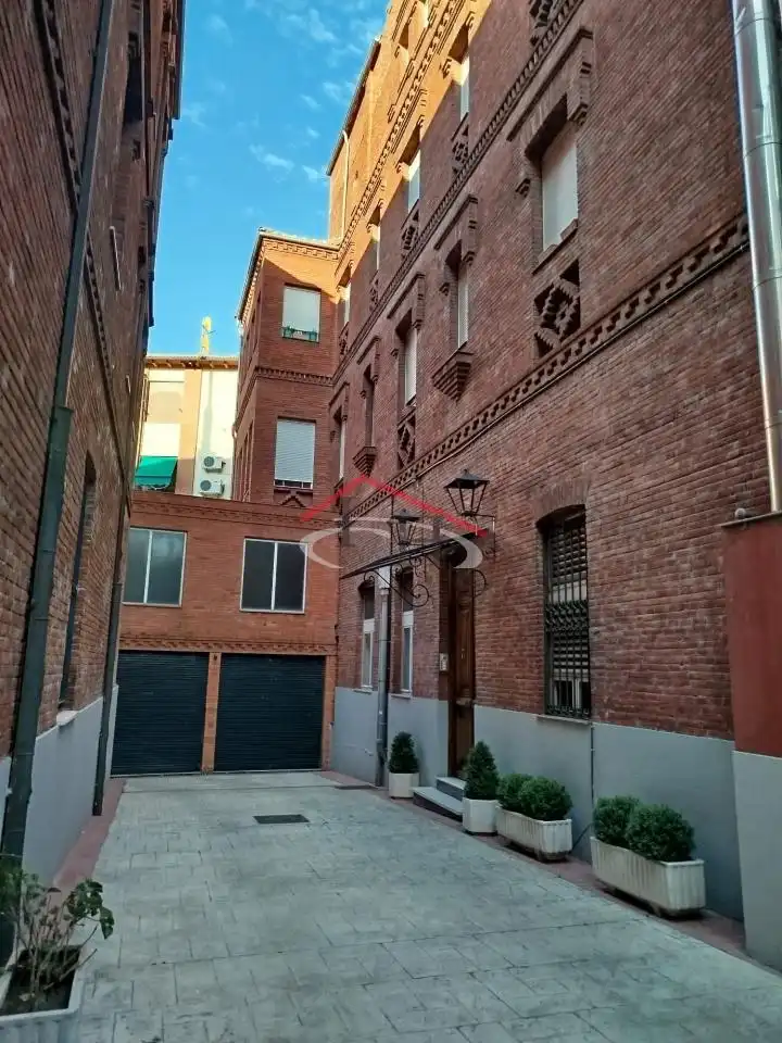 Dúplex amb terrassa en venda a Casco Antiguo, imagen 30