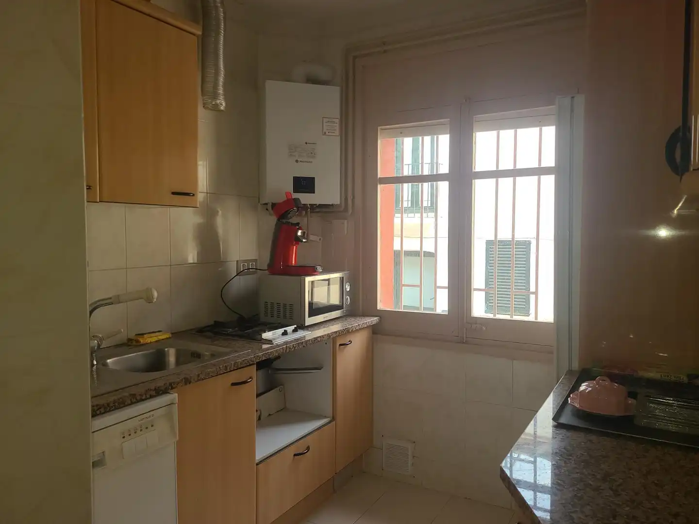 Cocina de Casa adosada en venta en Portbou con Calefacción, Terraza y Horno