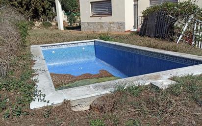 Piscina de Casa o xalet en venda en Sils