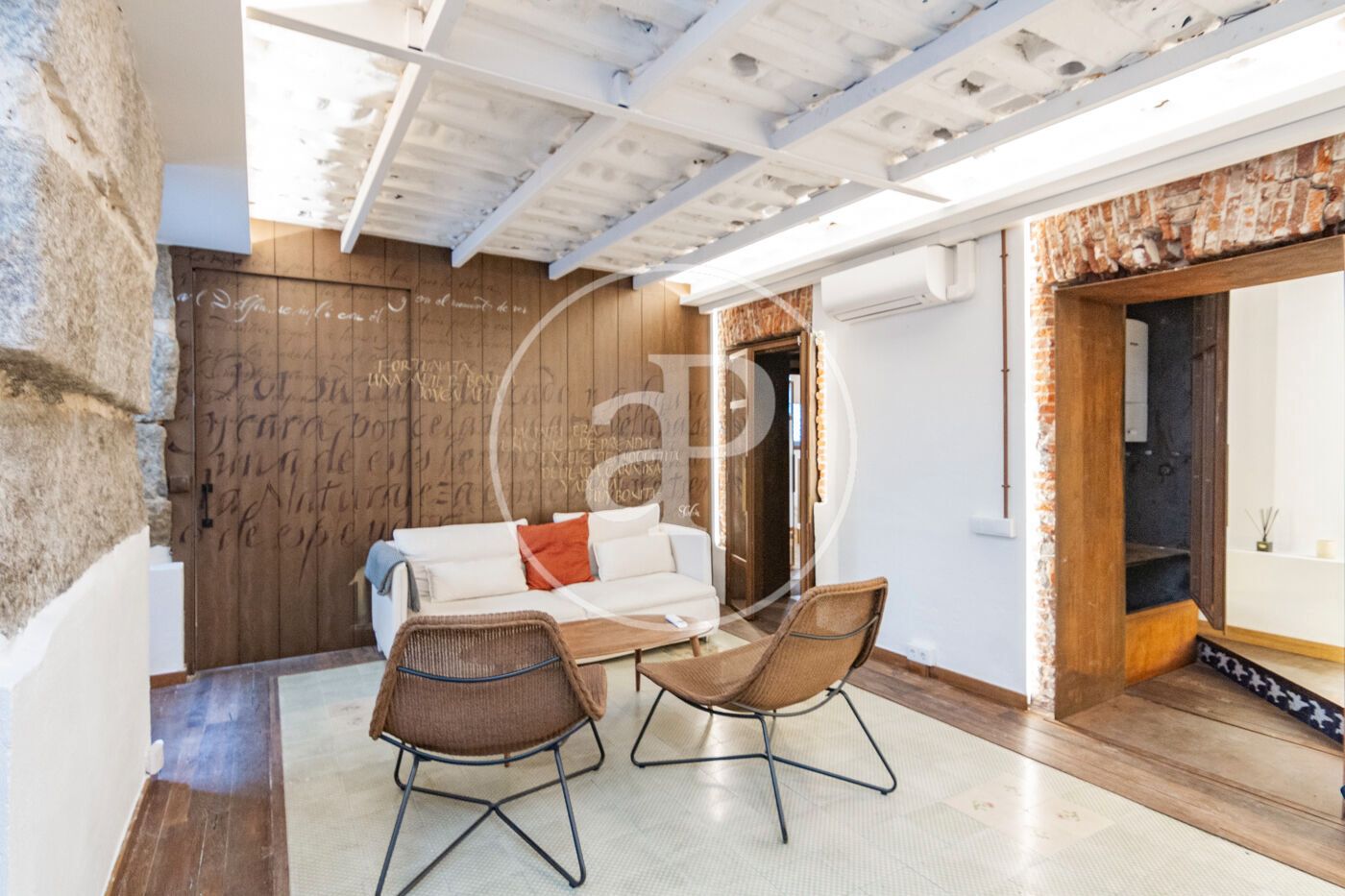 Living room of Flat for sale in  Madrid Capital  with Heating and Furnished