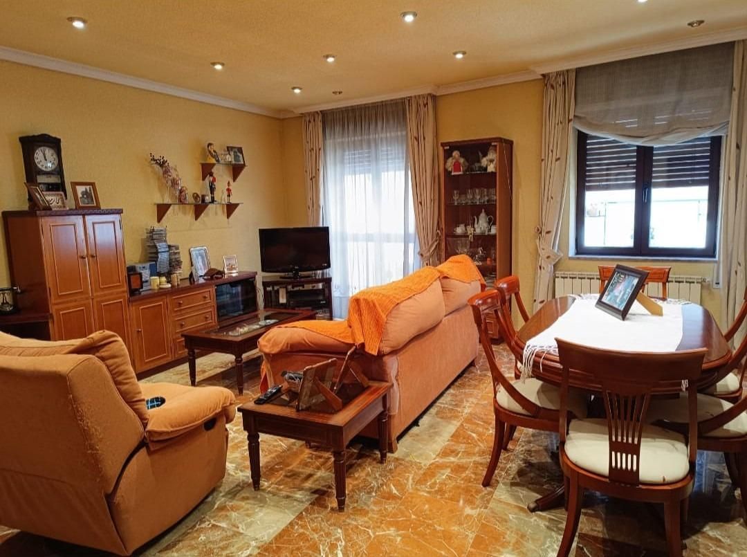 Living room of Flat for sale in  Córdoba Capital  with Air Conditioner, Heating and Storage room