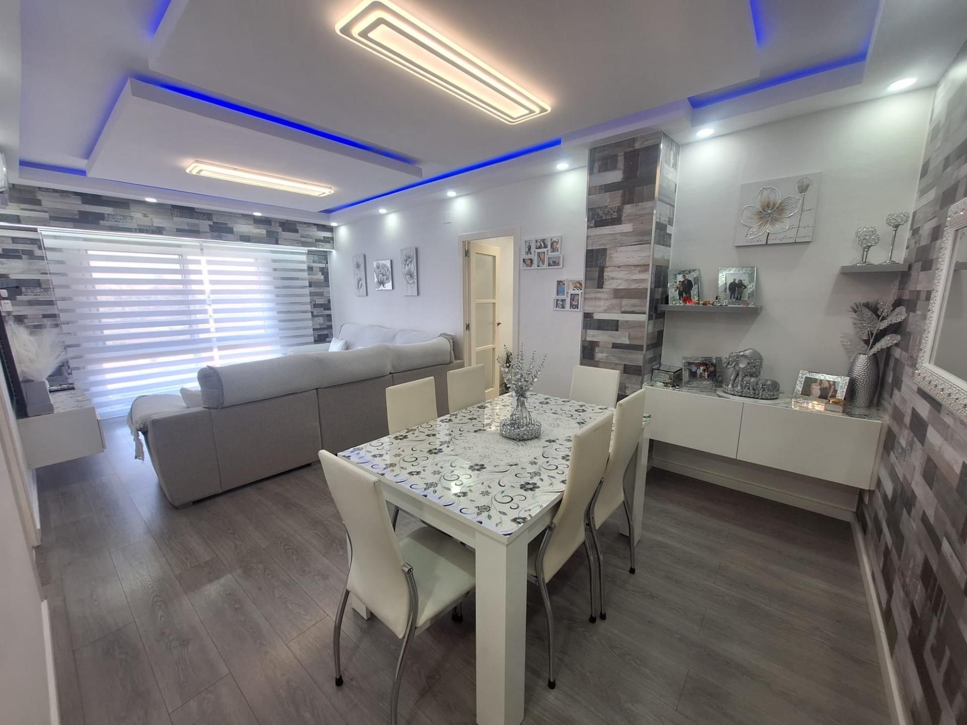 Comedor de Piso en venta en Sabadell con Aire acondicionado y Parquet